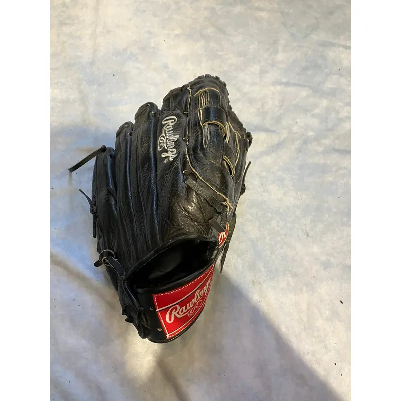 Black Rawlings Player Preferred RH Outfield Baseball Glove 12.25" (Used)