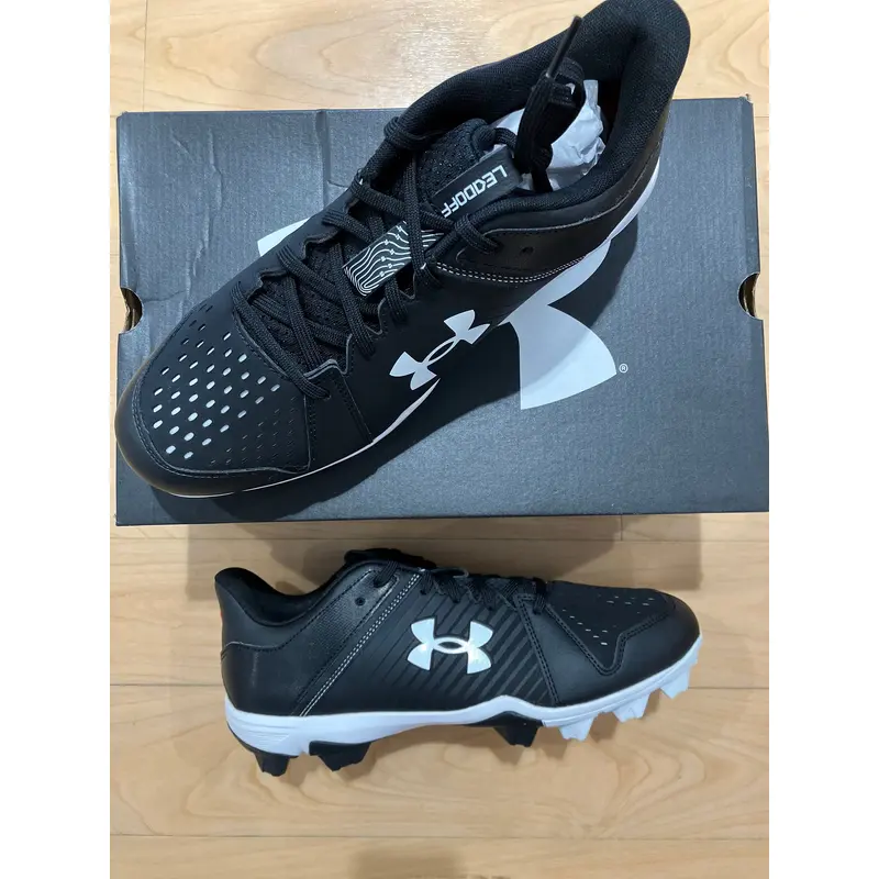 Black Men's Size M 10.5 Adult Under Armour Leadoff low rm Footwear (New)