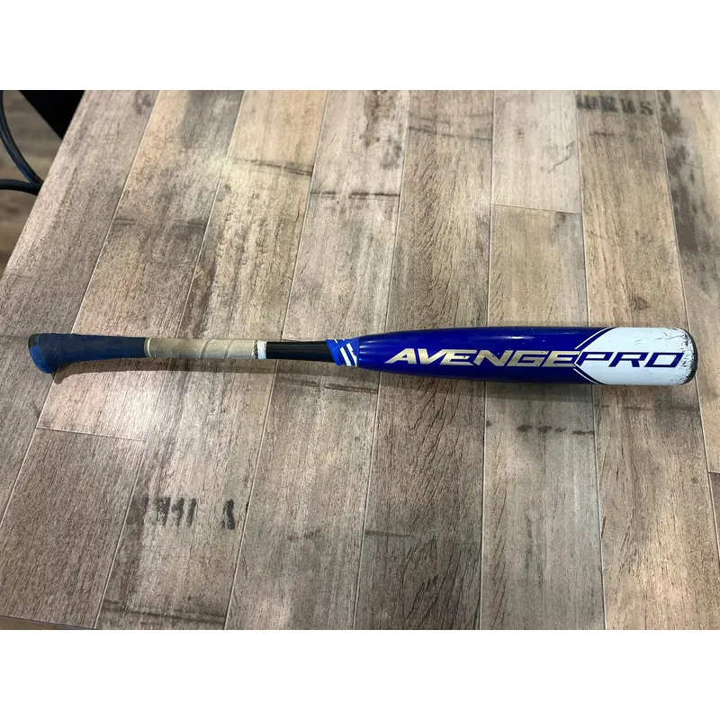 Used AXE USSSA Certified Composite 21 oz 31" Avenge Pro Bat