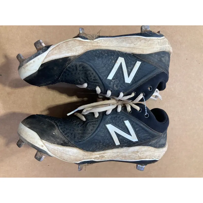 Used Men's 7.5 (W 8.5) Metal New Balance Footwear