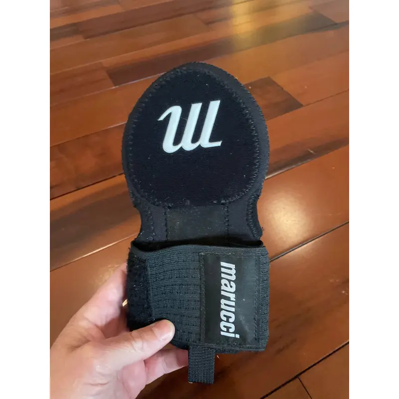 Black Junior Marucci Sliding Mitt (Used)