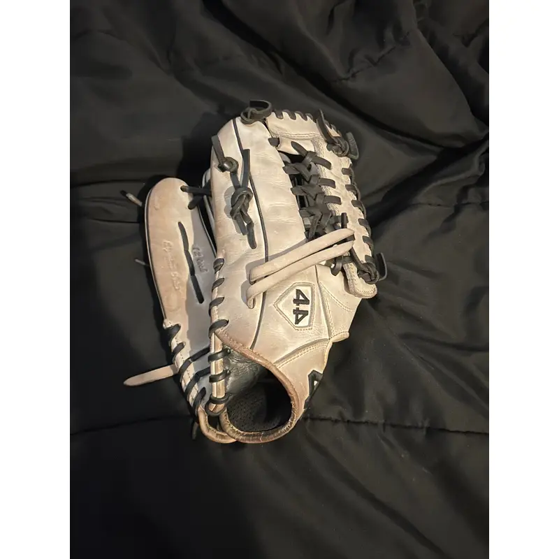 44 Pro LEFT HAND Baseball Glove 12" (Used)SEND OFFERS