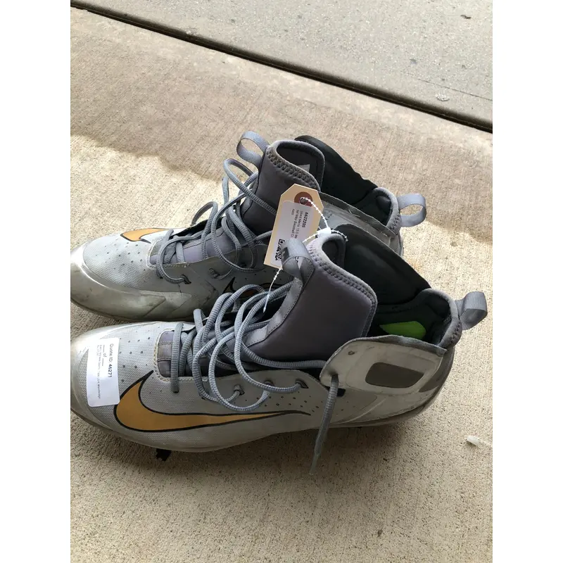 Used Men's 15.0 Metal Nike Baseball Cleats