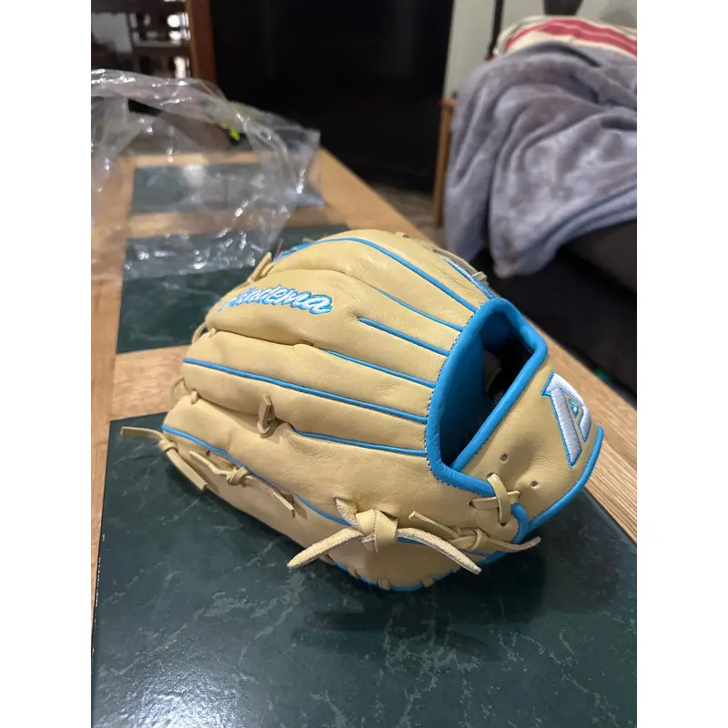 2025 Akadema AFl11 RH Infield Baseball Glove 12" (New)
