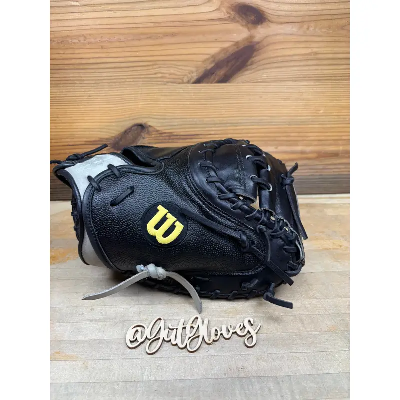 Wilson A2000 33.5" M2