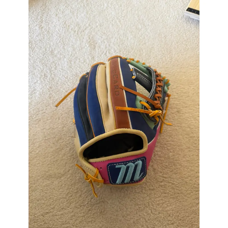 Marucci WildCard 12 Single Post Baseball Glove  Limited Edition  New Without Tags