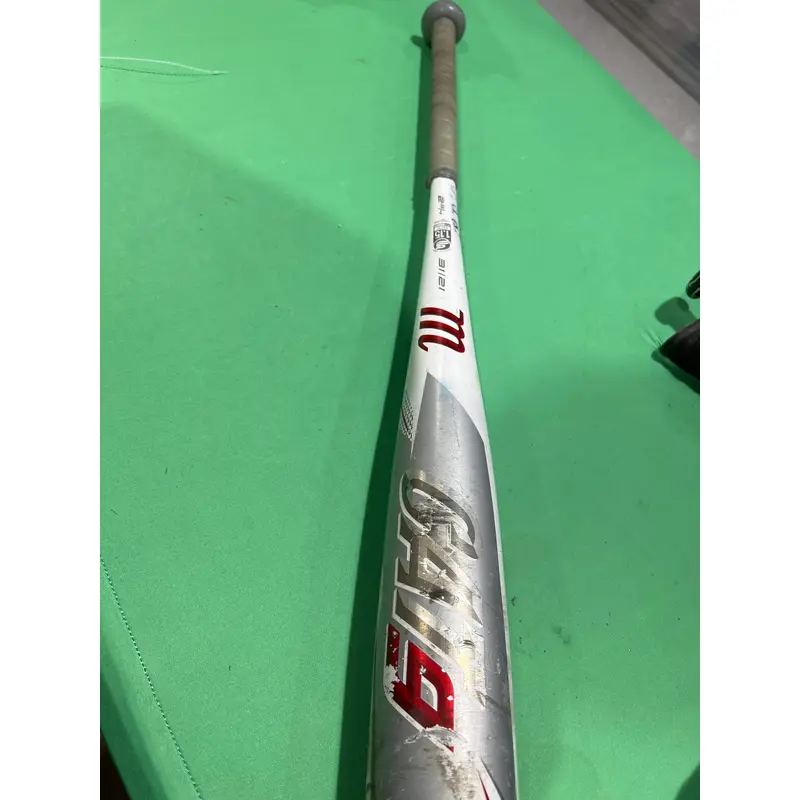 2022 Marucci CAT 9 USSSA Bat -10 21OZ 31"