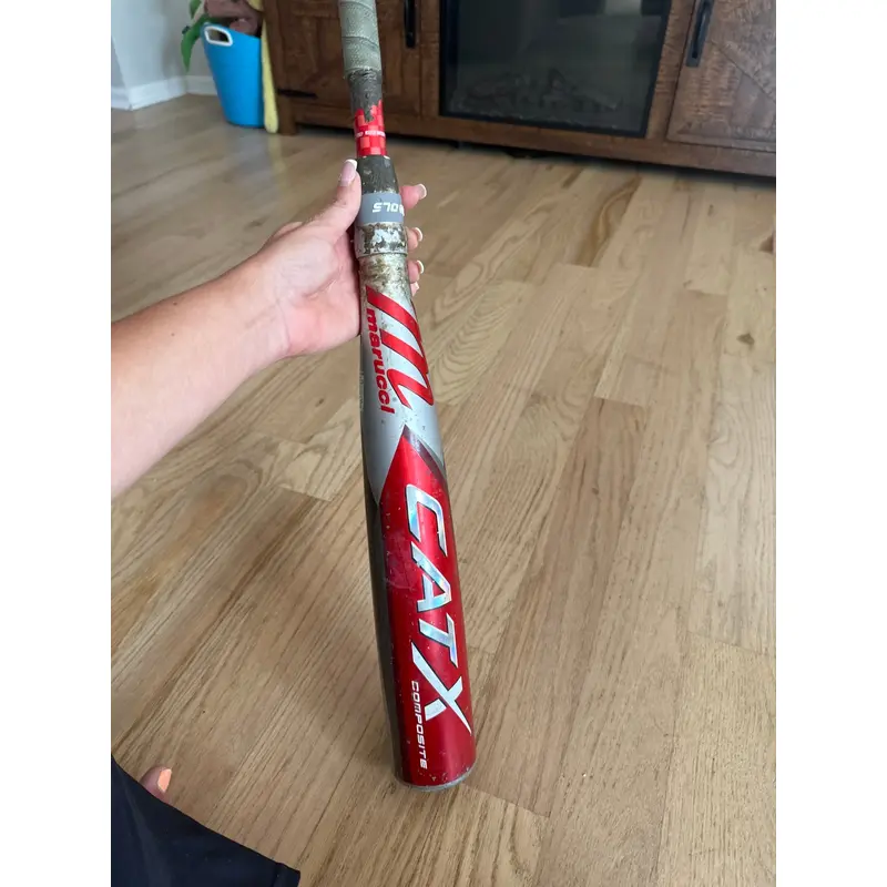 Marucci CAT X Composite USSSA Certified Bat (-8) 22 oz 30" (Used)