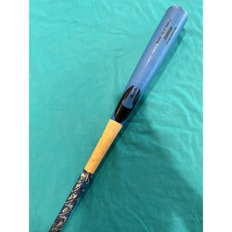 Chandler CIC18 Bat BBCOR Certified (-3) Maple 29 oz 32" (Used)