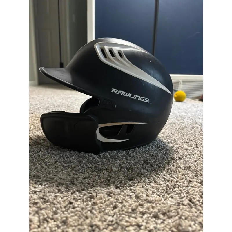 Small Rawlings Batting Helmet (Used)
