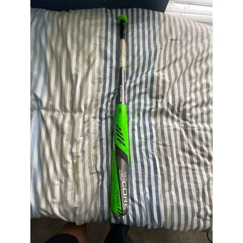 Easton Mako Torq Composite BBCOR Certified Bat (-3)  30 oz 33" (Used)