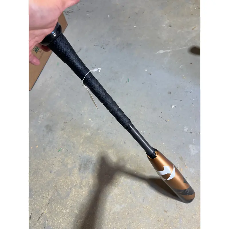 Used 2022 DeMarini Zoa Bat USSSA Certified (-5) Composite 26 oz 31"