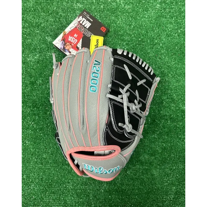 Wilson A2000 MA14 12.25" Fastpitch Softball Glove Monica Abbott - WBW1027221225