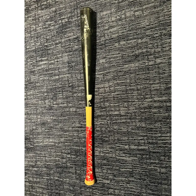 Louisville Slugger M9 Maple Wood Bat