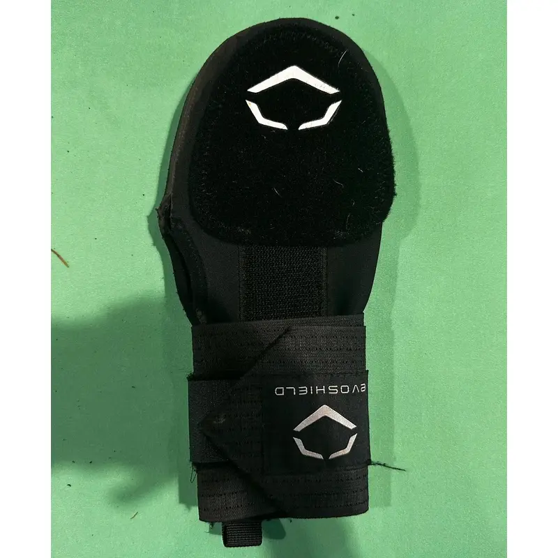 EvoShield Black Sliding Mitt (Used)