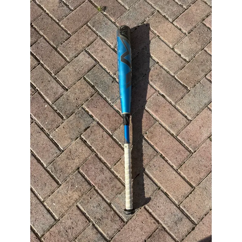 Louisville Slugger Bat (-3) 29 oz 32" (Used)