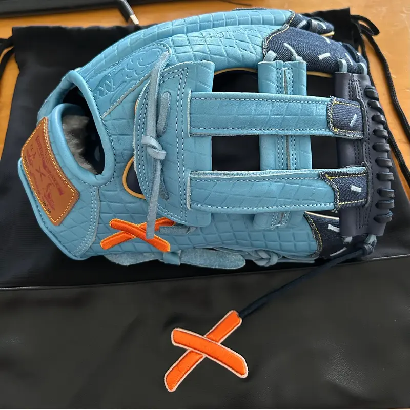 Absolutely ridiculous Baseball glove Fathers Day
