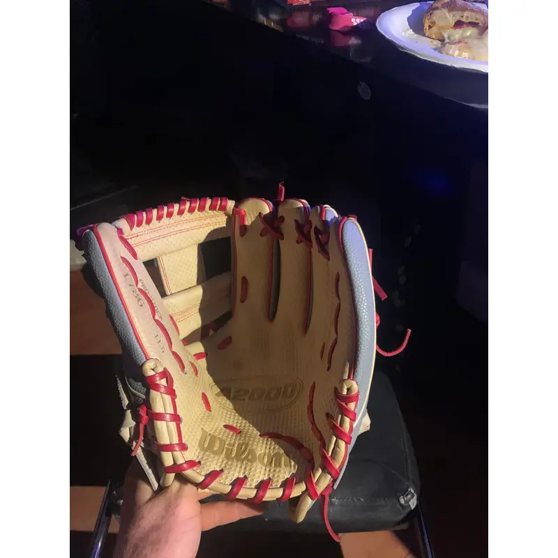 2024 Wilson Right Hand Throw Infield A2000 Baseball Glove 11.5" (New)