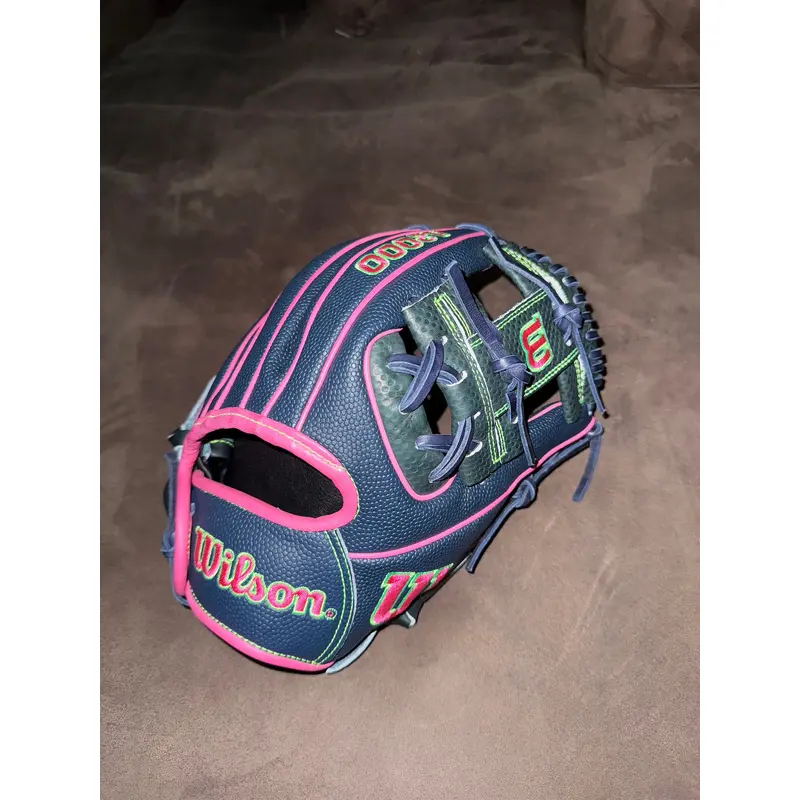 Wilson A2000 DP15 11.5 Baseball Glove