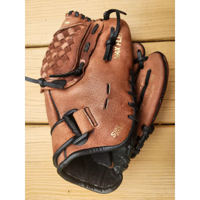Mizuno Prospect Baseball Glove - Infield & Outfield 11"