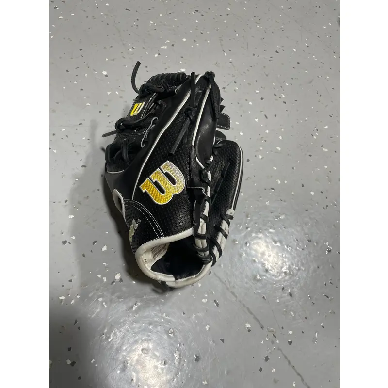 2024 Infield Right Hand Throw Wilson A2000 Baseball Glove 11.5" (New) sc86