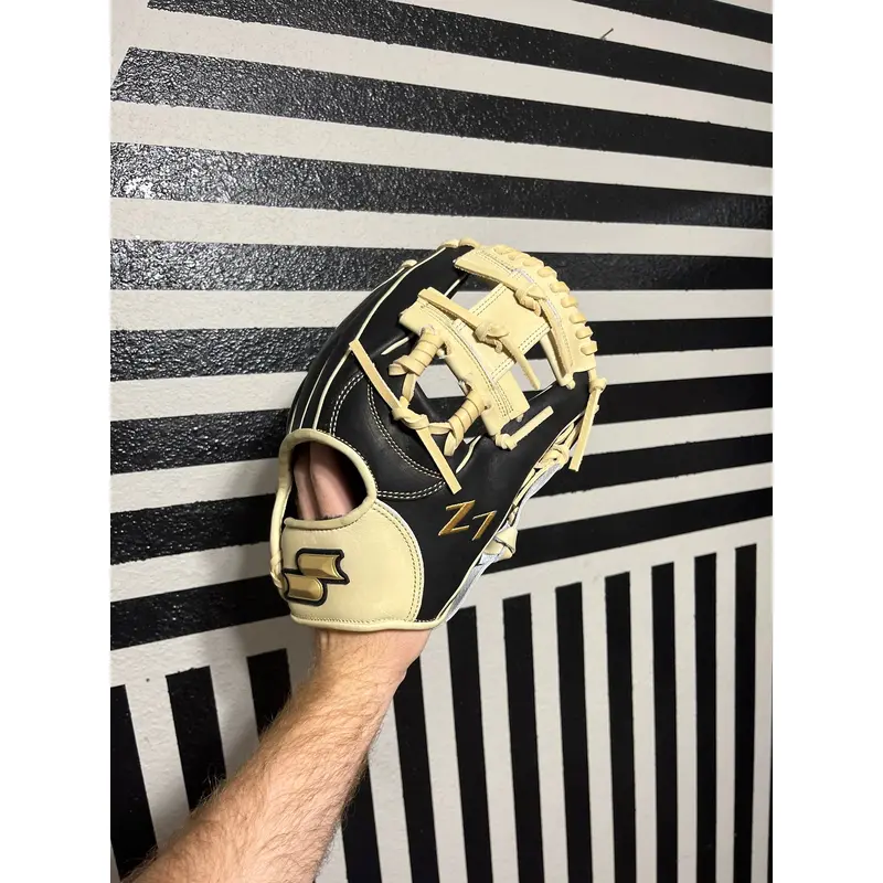 SSK Z7 11.25 Specialist infield baseball glove