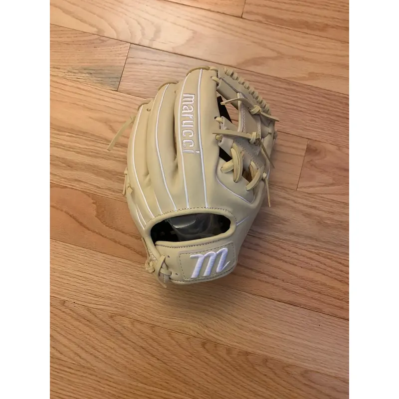 Marucci Ascension Series 11.5 RHT Infield Glove