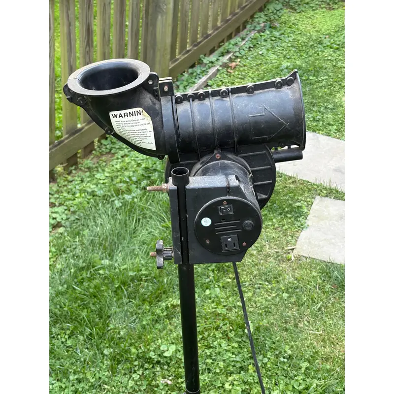 Heater Sandlot pitching machine