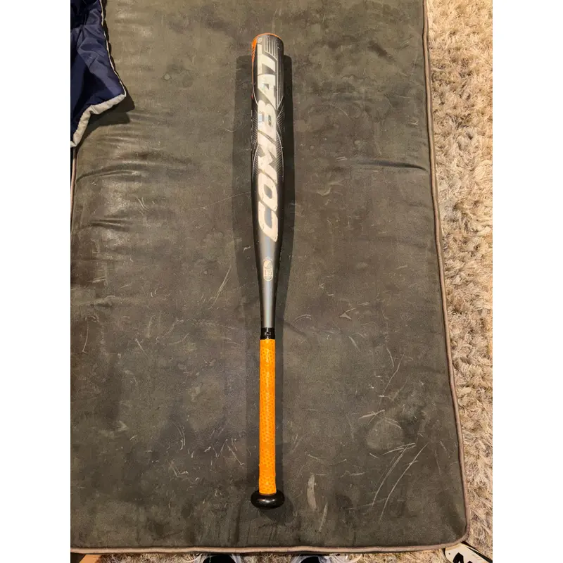 Combat Pg4 YB USABat Certified Bat (-10) Composite 20 oz 30" (Used)