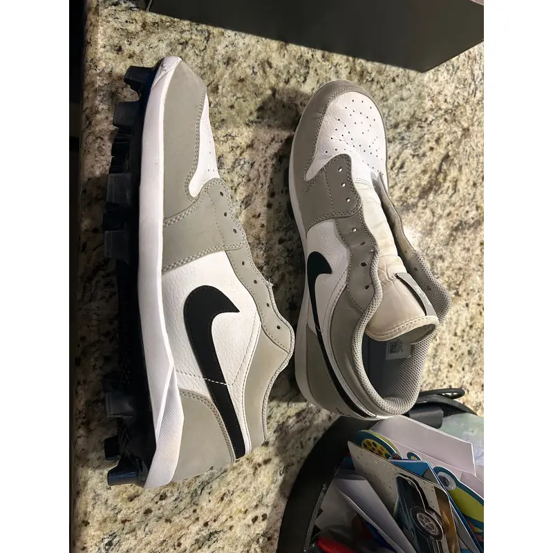 Gray Men's Size M 12.0 (W 13.0) Adult Air Jordan Low Top Molded Cleats (Used)