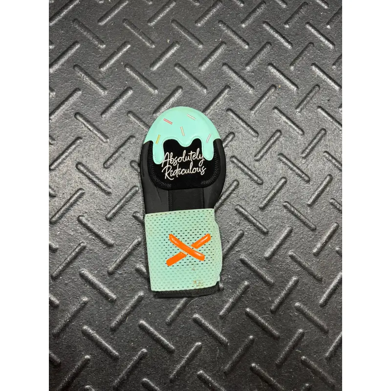 Absolutely Ridiculous Mint Ice Cream Sliding Mitt