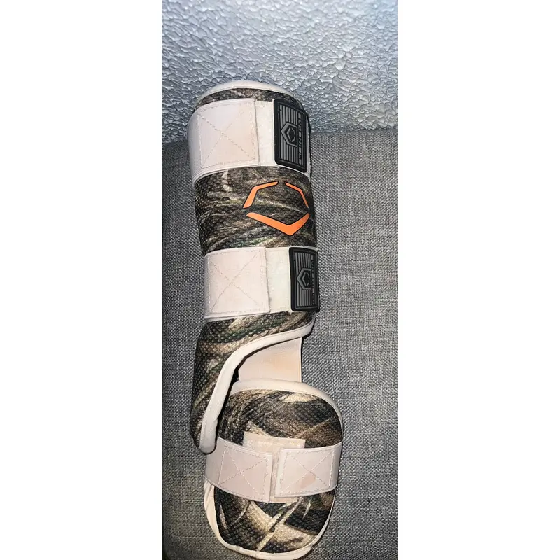 EvoShield Leg guard CAMO (Used)