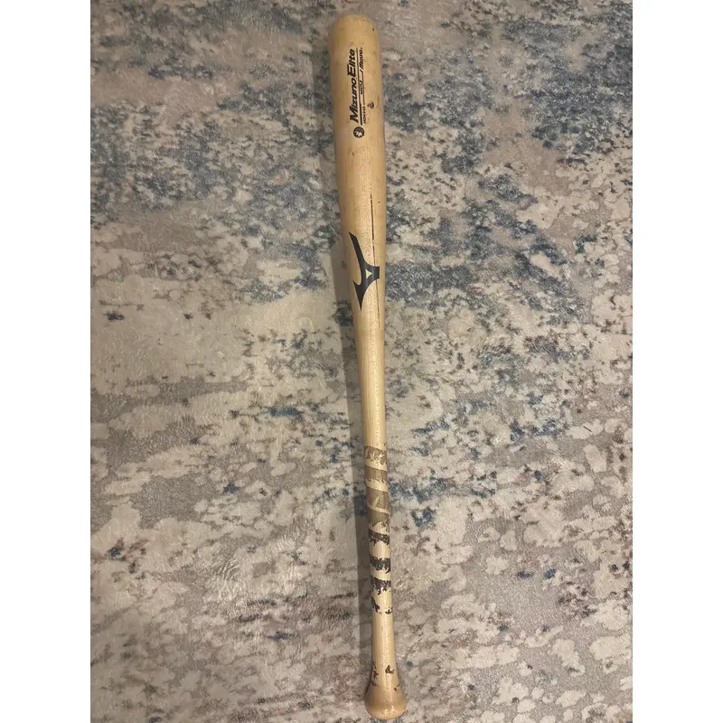 Used  Mizuno BBCOR Certified Maple 29 oz 32" MZM243 Bat