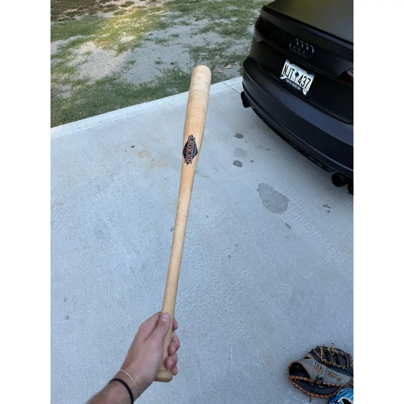 Old Hickory Bat (-3) 31 oz 34" (Used)