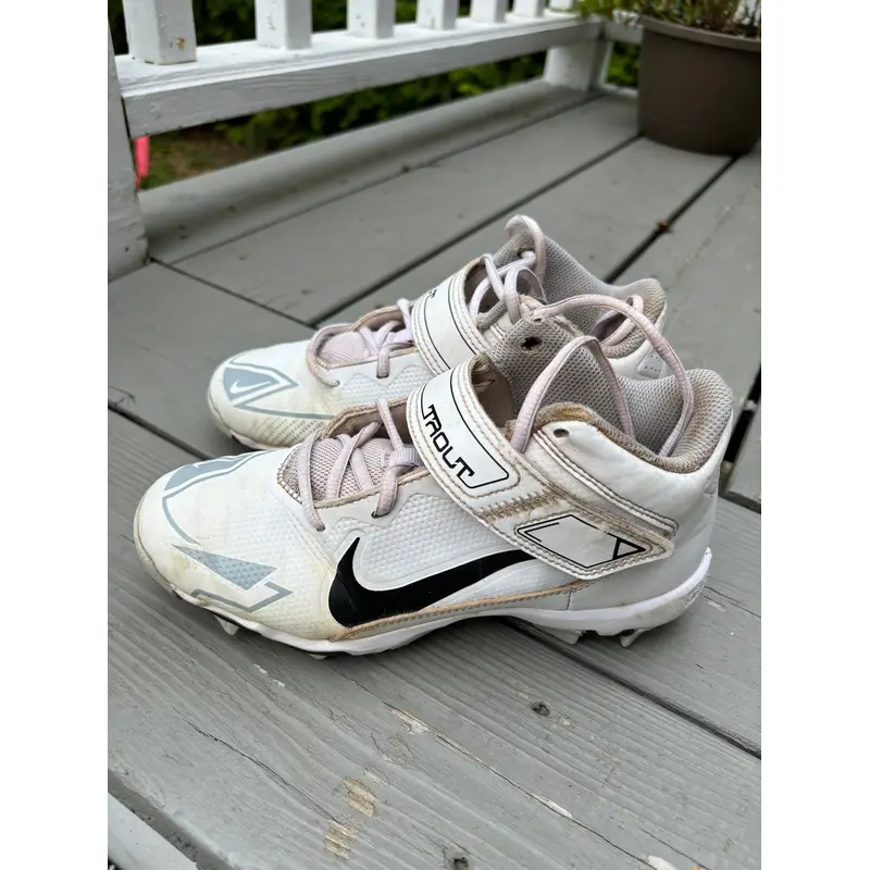 Nike Trout Youth Baseball Cleats