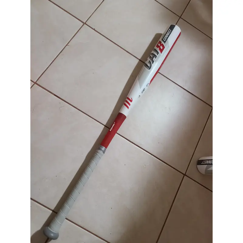 Used Marucci Alloy CAT 8 Bat (-3) 31.5 oz 33.5"