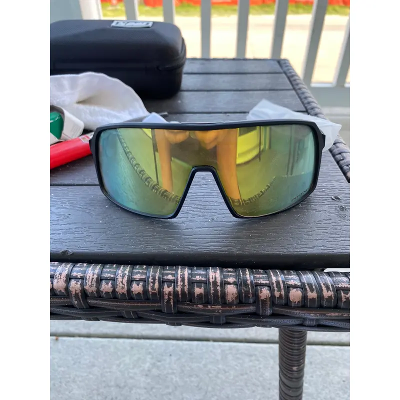 New Unisex Oakley Sutro Sunglasses