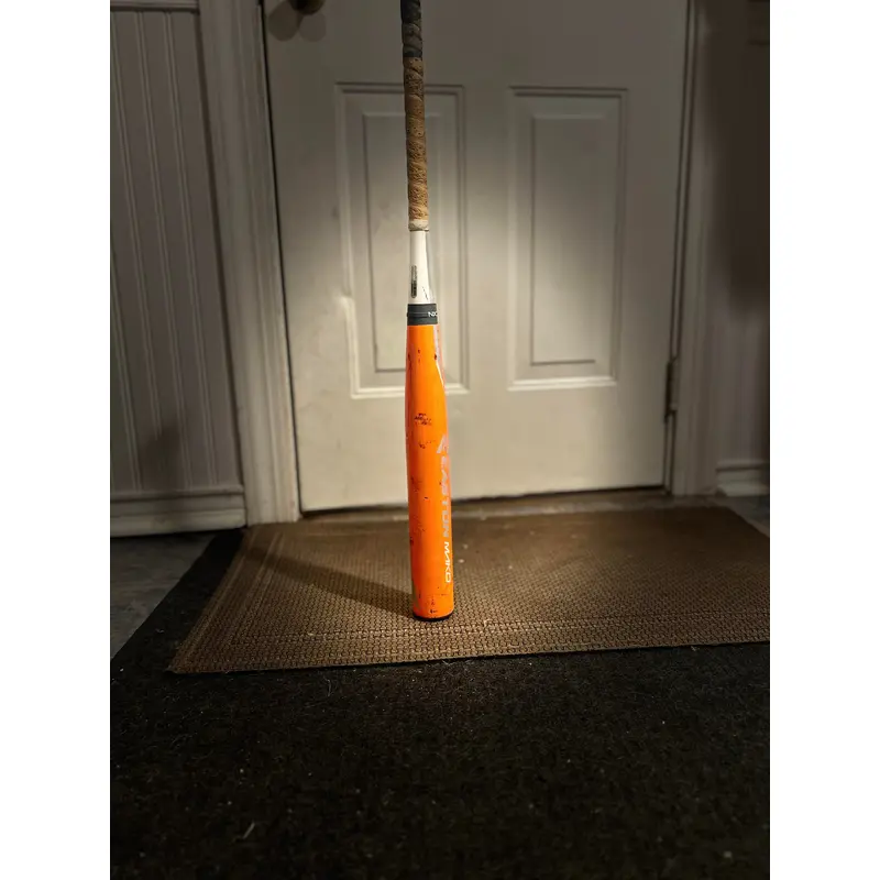 Used 2015 Easton Mako USSSA Certified Bat (-11) 20 oz 31"