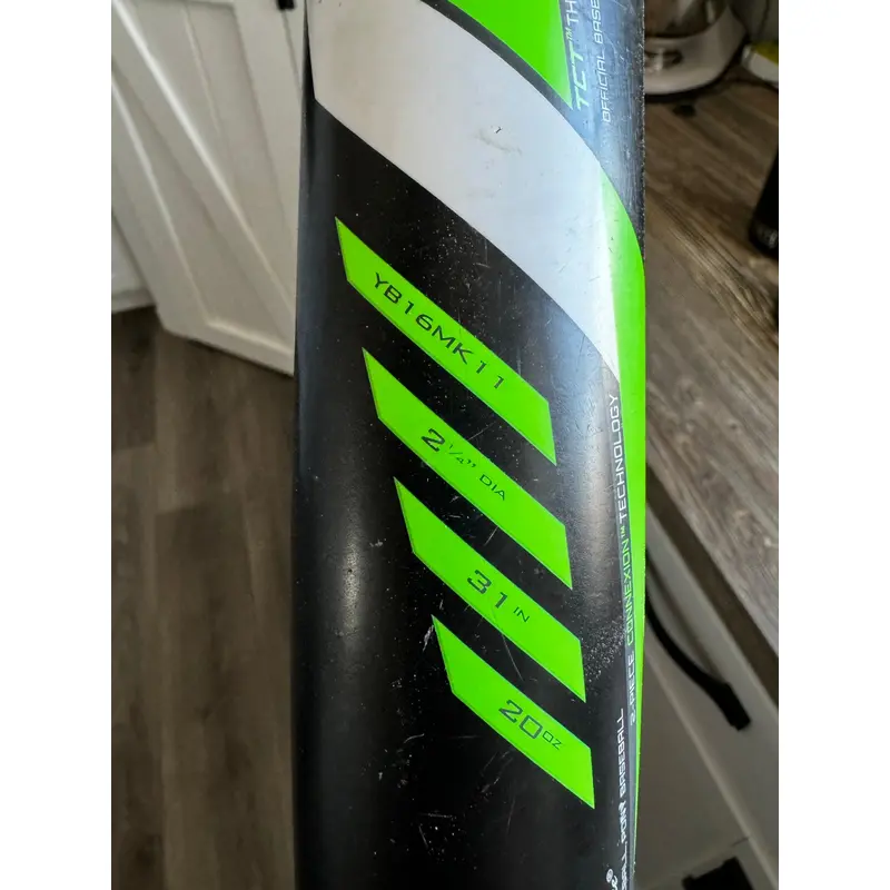 2014 Composite 31/20 (-11) Green MAKO. Great Condition