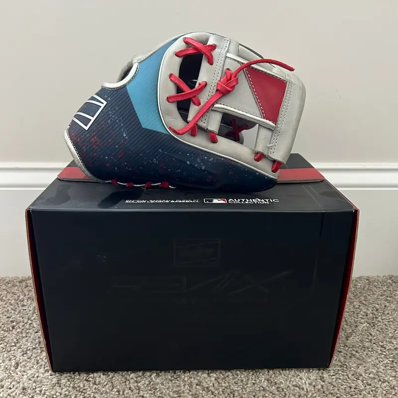 Used Infield 11.5" REV1X Baseball Glove