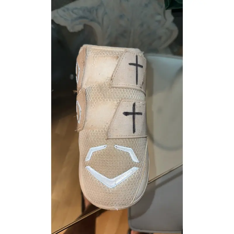 Used White Evoshield Pro-SRZ 1.0 Double Strap Elbow Guard