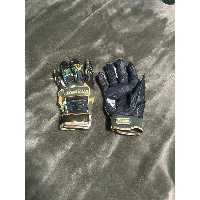 Small Franklin CFX PRO Batting Gloves (Used)