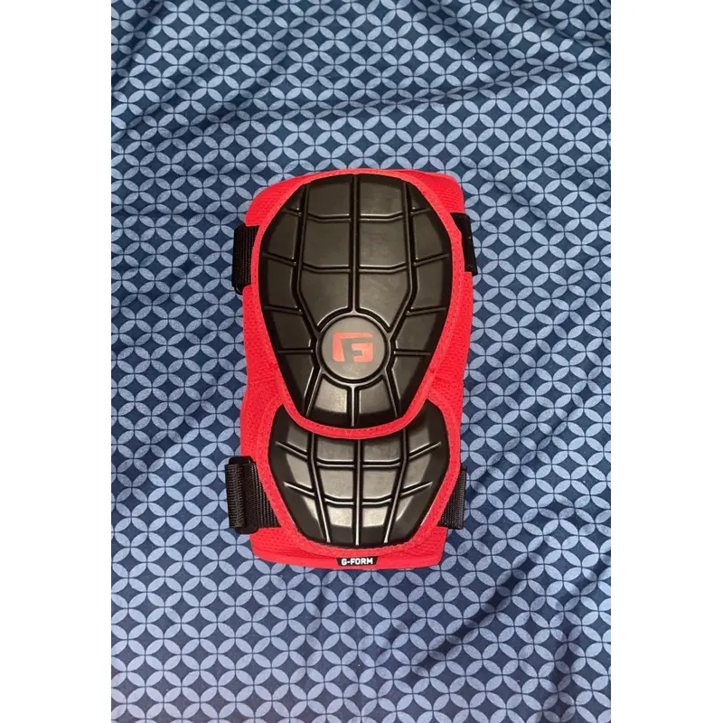 Red G-Form Elbow Guard