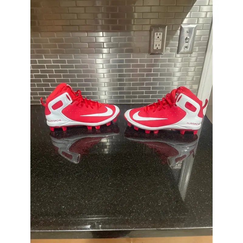 Red Men's Size M 10.0 (W 11.0) Adult Nike Alpha Huarache Elite (New)