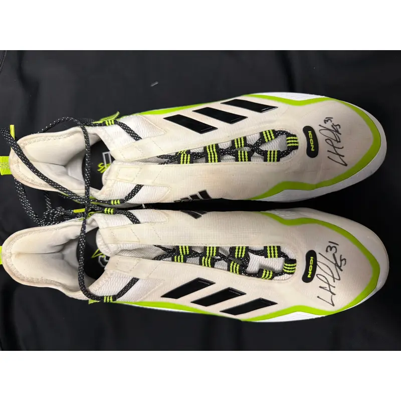 Liam Hendricks game used autographed baseball cleats
