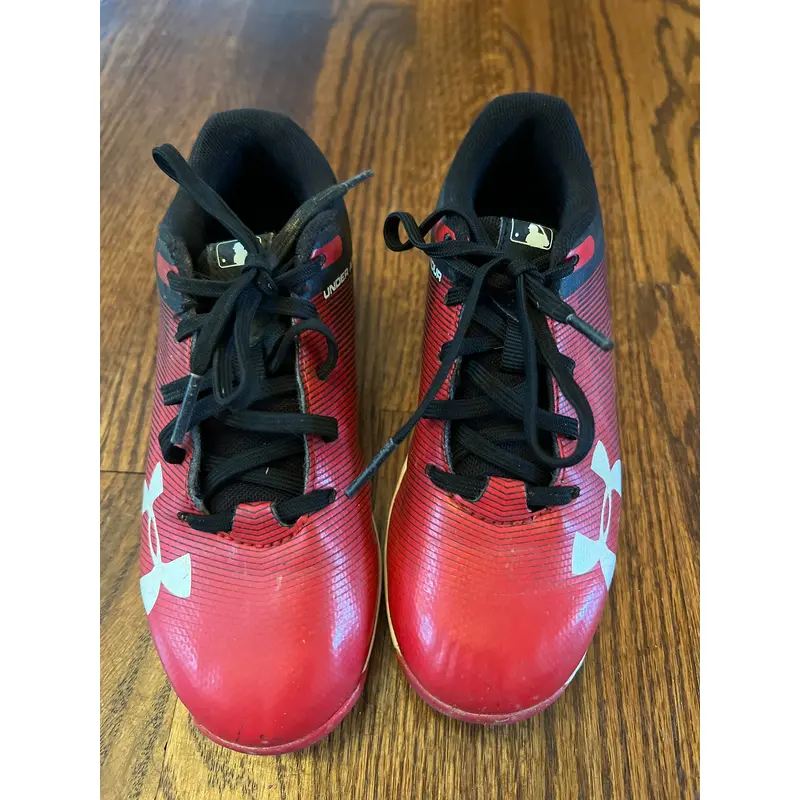 Red Used Trainers Low Top Leadoff low rm