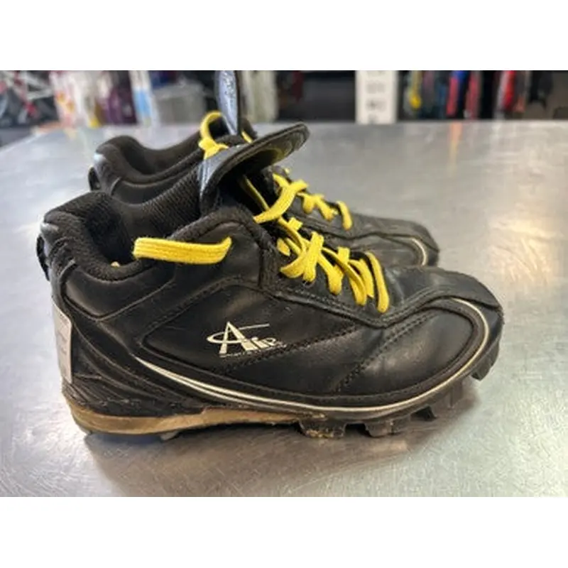 Used AIR SPORTS WORLD CLEAT BB/SB Cleats Black Youth 13.0 11868-S000063789