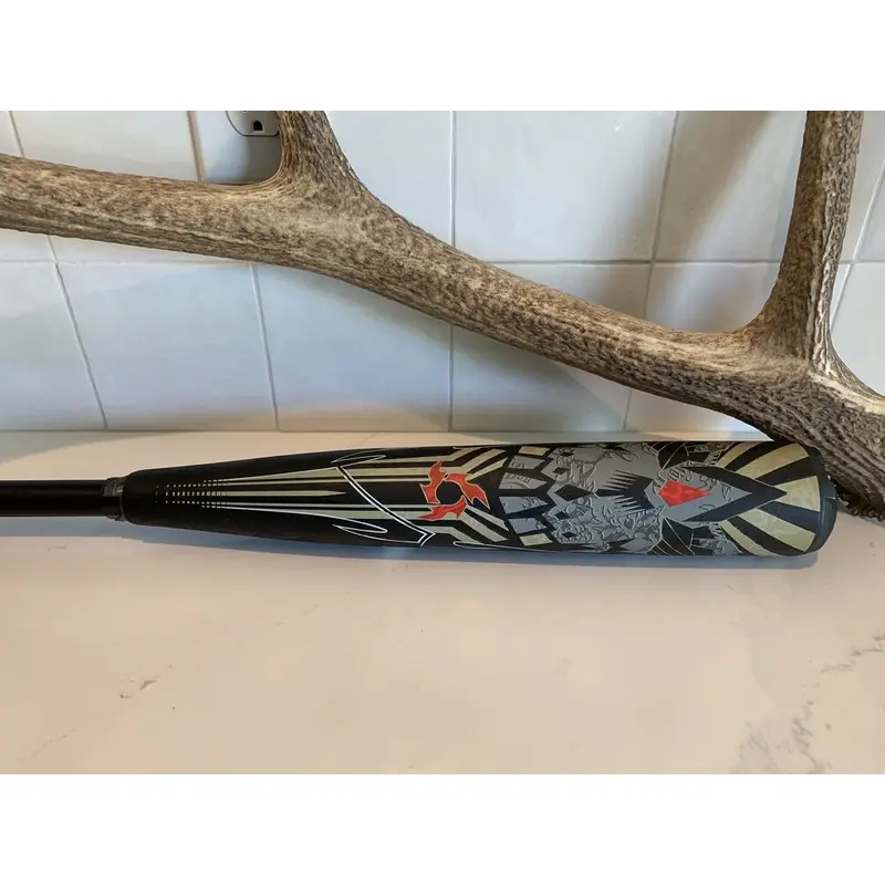 NEW 2022 DeMarini Voodoo 33/30 (-3) BBCOR Baseball Bat Brand New
