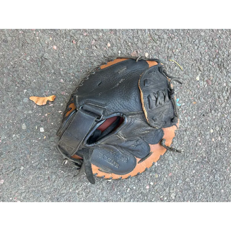 LH Catcher's Baseball Glove (Used)