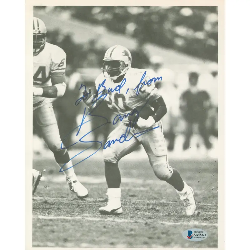 Lions Barry Sanders  Authentic Signed 8x10 B&W Cardstock Photo BAS #AA48221